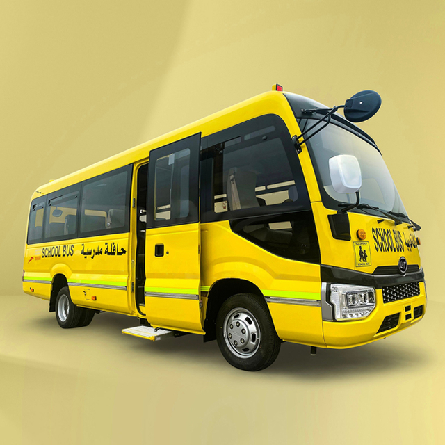 Ônibus escolar a diesel de 7 metros e 23/28 lugares 