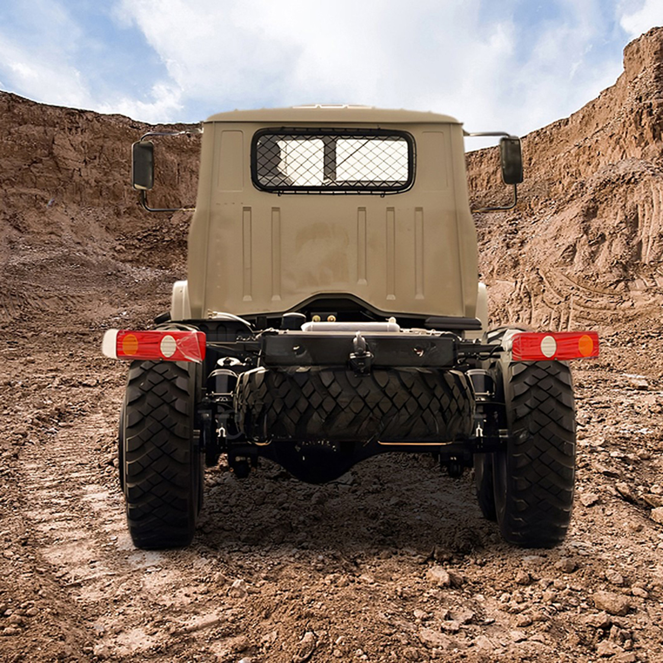 China Factory 6x6 33 Ton TOLL DRILHA DRILHO DEDICADO CAMPO DE CAMINHOS OFF-ROAD CHASSIS