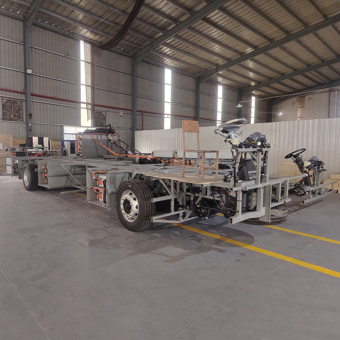 12m confortável chassi de treinador elétrico puro - dedicado ao turismo de luxo/transporte de passageiros suburbanos