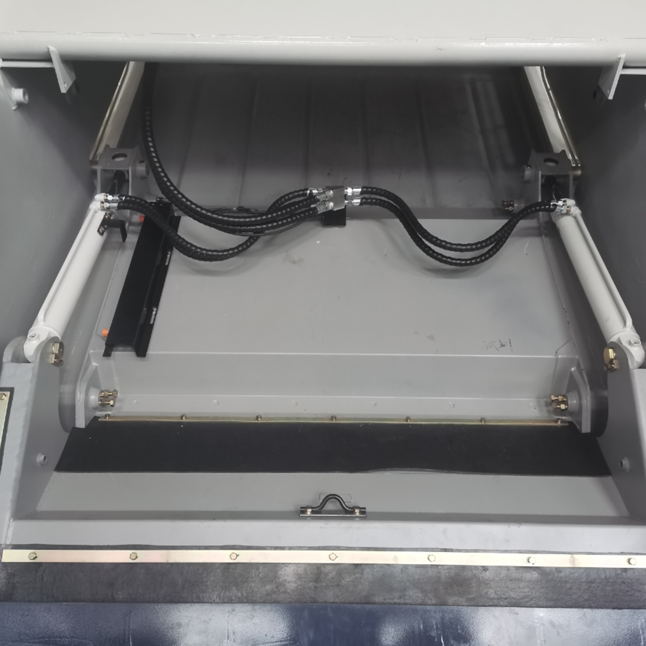 Caminhão de saneamento da fábrica da China caminhão de compactação de lixo ecológico para coleta e transporte eficientes de lixo