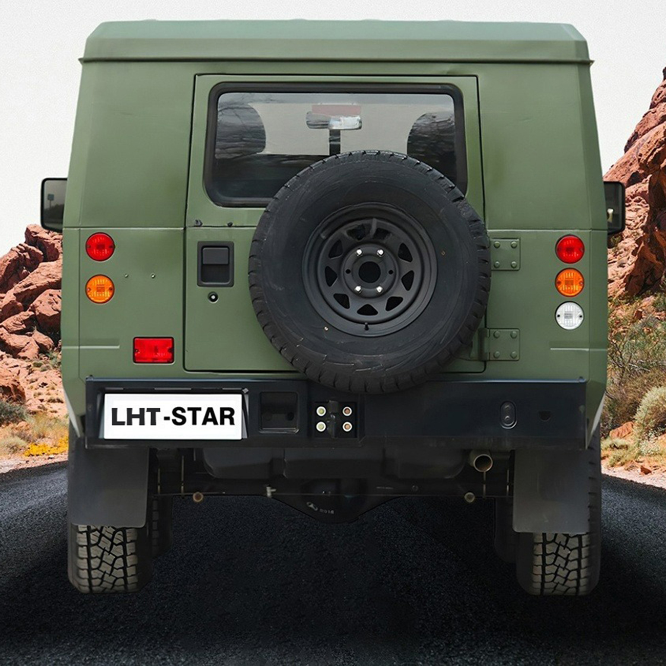 China Factory 4 × 4 pneus 4WD Offroad Jeep Mini Jeep