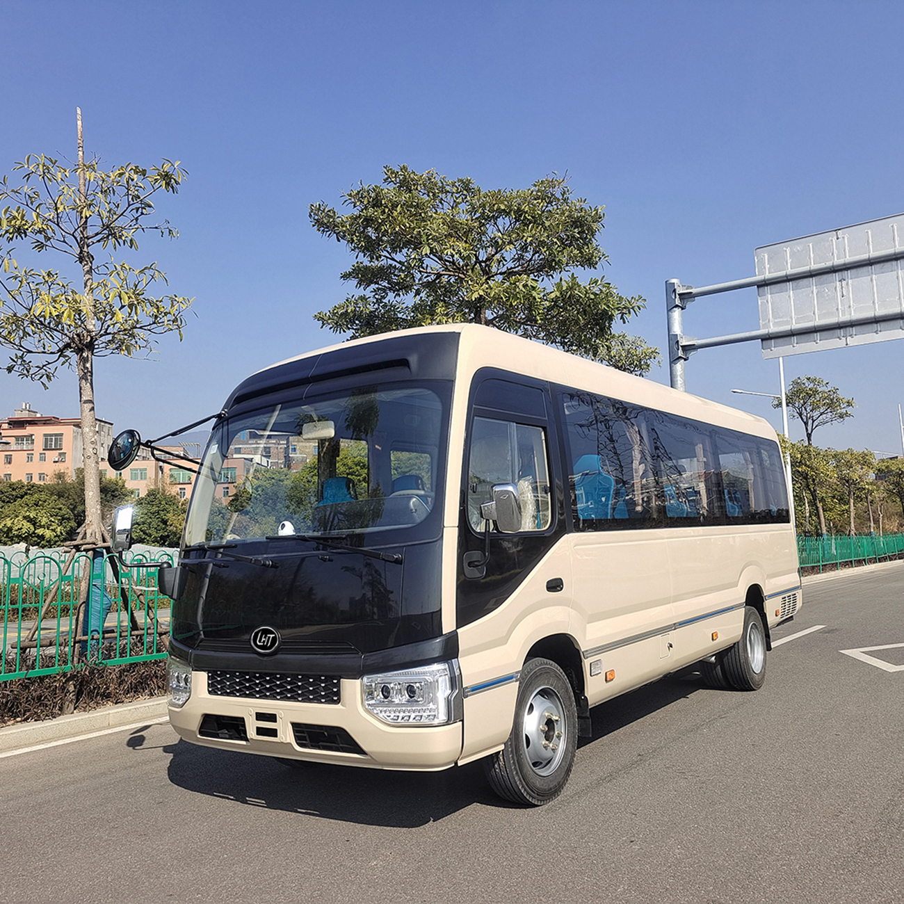 Ônibus de montanha-russa a diesel de luxo com 7m e 24 lugares