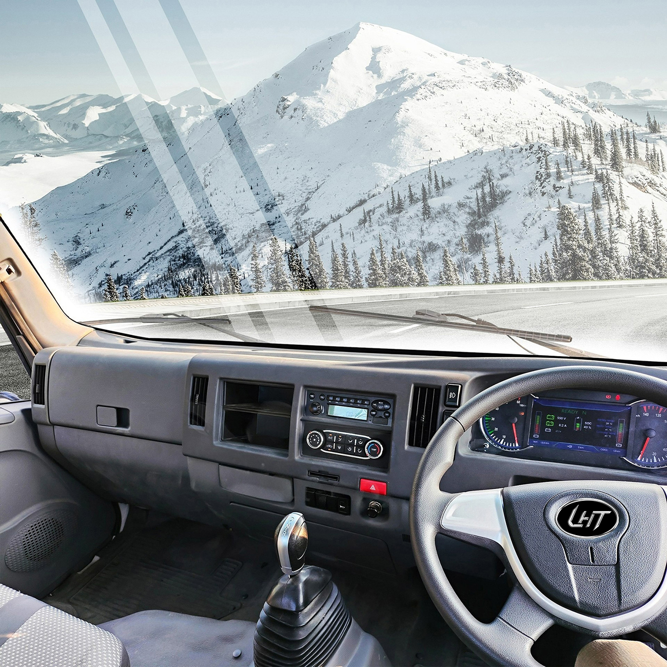 Caminhão de fábrica da China, chassi elétrico de 15 toneladas, é necessário para o transporte eficiente da cadeia fria.